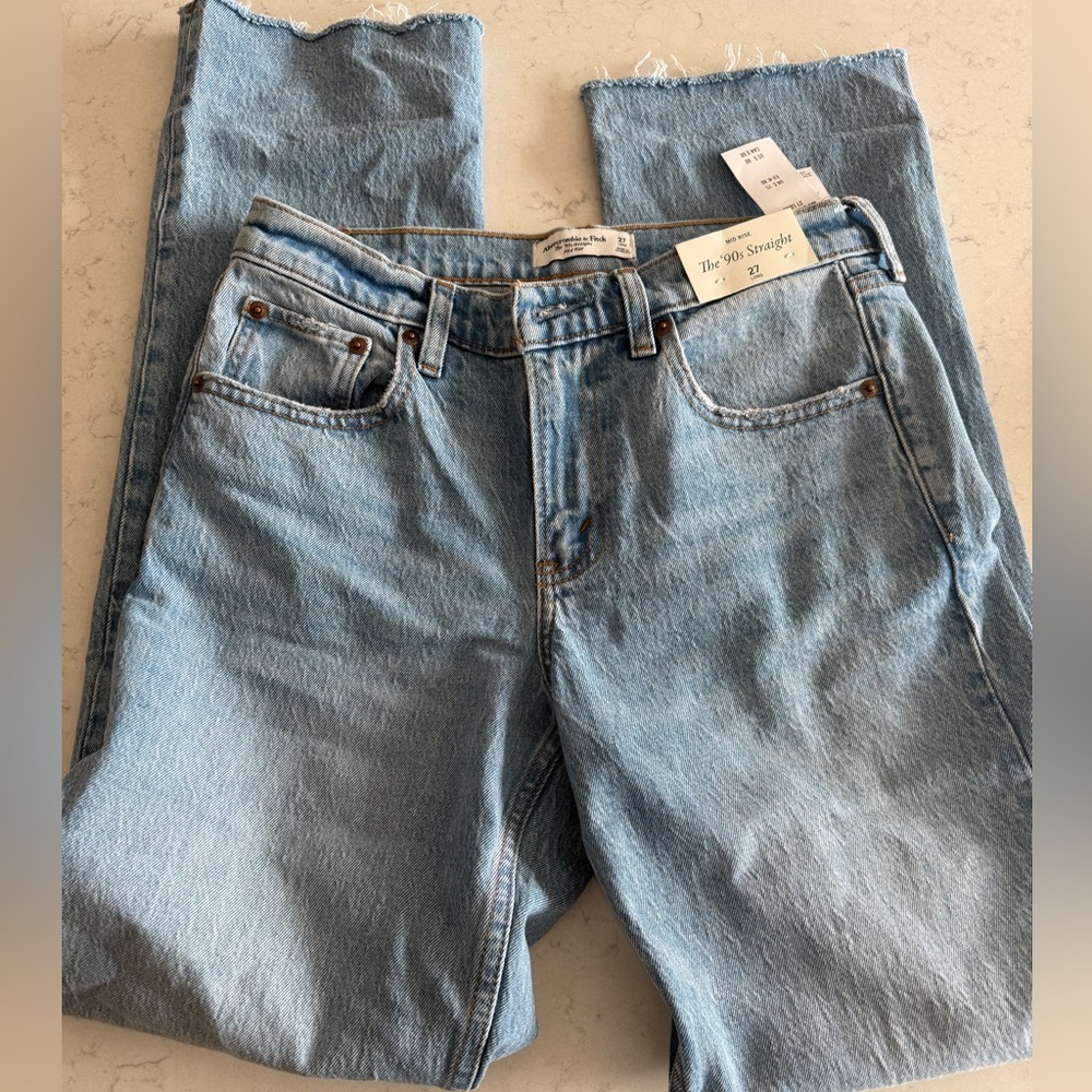Abercrombie & Fitch the '90s Straight Light Blue Women’s  Jeans